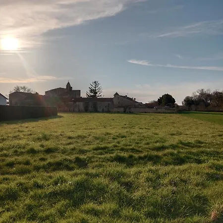 La Taniere De Lise Puyravault (Charente-Maritime)